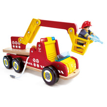 Afbeelding in Gallery-weergave laden, Hape Toys - Siren &amp; Lights Toy Fire Truck, interactieve brandweerwagen - E3090
