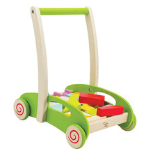 Afbeelding in Gallery-weergave laden, Hape Toys houten blokkenwagen Block and Roll - E0371
