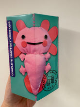 Afbeelding in Gallery-weergave laden, Emma Bosmans ❤️ InterStat knutselset Axolotl
