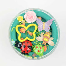 Afbeelding in Gallery-weergave laden, Invitation to Imagine - Garden Friends Surprise Pot

