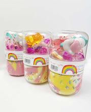 Afbeelding in Gallery-weergave laden, Invitation to Imagine - Rainbows Play Pot
