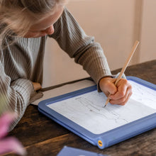 Afbeelding in Gallery-weergave laden, Kidywolf K-Draw - Pro Verlicht Tekenbord Blauw / Manga
