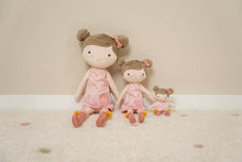 Afbeelding in Gallery-weergave laden, Little Dutch knuffelpop Rosa klein 10 cm - LD4556
