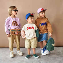 Afbeelding in Gallery-weergave laden, Lässig Kids Hoodie GOTS Little Gang Rainbow Lilac, maat 4-6 jaar
