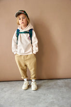 Afbeelding in Gallery-weergave laden, Lässig Kids Hoodie GOTS Little Gang Smile milky, maat 4-6 jaar
