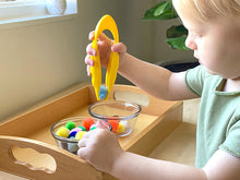 Afbeelding in Gallery-weergave laden, Learning Resources fijne motoriek Primary Science® Jumbo Tweezers™ - per stuk
