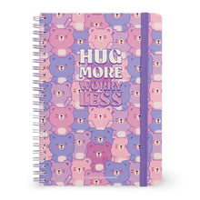 Afbeelding in Gallery-weergave laden, Legami A5 gelinieerd notitieboek met harde kaft - Teddybeer - Hug More Worry Less
