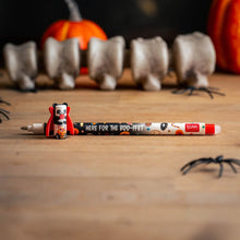 Afbeelding in Gallery-weergave laden, Legami Halloween Erasable Gel Pen "Spooky Party" - Blind Box
