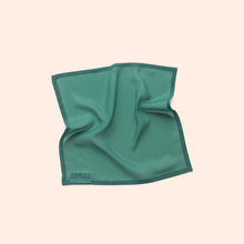 Afbeelding in Gallery-weergave laden, Little Botanic Label - Playcycle speeldoek klein - 30cm - Groen
