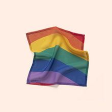 Afbeelding in Gallery-weergave laden, Little Botanic Label - Playcycle speeldoek klein - 30cm - Regenboog Waves
