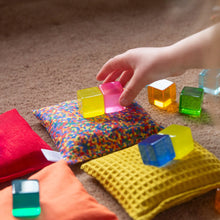 Afbeelding in Gallery-weergave laden, Little Botanic Label - Sensorische pittenzakjes 7 stuks - regenboog + confetti regenboog
