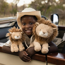 Afbeelding in Gallery-weergave laden, Little Dutch - Safari knuffel leeuw 25 cm - LD8360

