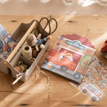 Afbeelding in Gallery-weergave laden, Little Dutch Jim's fire sticker story - BT126794
