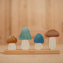 Afbeelding in Gallery-weergave laden, Little Dutch houten stapelaar Paddenstoelen Forest Friends - LD7230
