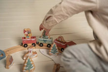 Afbeelding in Gallery-weergave laden, Little Dutch houten treinbaan Kerst - LD4868
