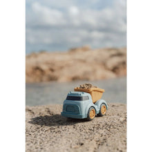 Afbeelding in Gallery-weergave laden, Little Dutch kiepwagen blauw 17 cm
