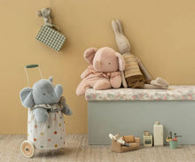 Afbeelding in Gallery-weergave laden, Maileg zitbank Muis Mable 11-5406-00
