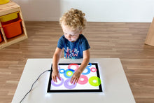 Afbeelding in Gallery-weergave laden, Miniland transparante Math Color Rings Lightpad - set 16 stuks
