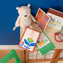 Afbeelding in Gallery-weergave laden, Moulin Roty  - La Foret Mawa - knuffel rammelaar Tijger Baboo
