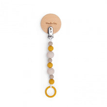 Afbeelding in Gallery-weergave laden, Moulin Roty Leeuw fopspeenhouder Sous mon Baobab
