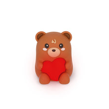 Afbeelding in Gallery-weergave laden, Legami Valentijn - Light-up puntenslijper met opvangbankje Teddy Bear - Sharpening is Magic
