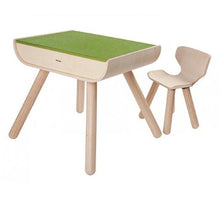 Afbeelding in Gallery-weergave laden, PlanToys houten bureauset tafel en stoel - 8700 + GRATIS 2e stoeltje!
