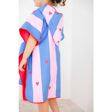 Afbeelding in Gallery-weergave laden, Quut Beach Poncho - Cherry
