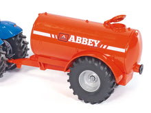 Afbeelding in Gallery-weergave laden, SIKU 1945 - Tractor met eenassig giervat
