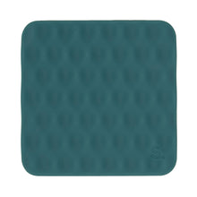 Afbeelding in Gallery-weergave laden, SPEKS Slabs - siliconen sensorische sticker - MESH GREEN
