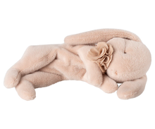 Afbeelding in Gallery-weergave laden, Sleeping bunny plush, Small - powder 16-5990-00
