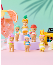 Afbeelding in Gallery-weergave laden, Sonny Angel - Summer Vacation serie (Sun-Kissed Style) - Limited Edition (per stuk)
