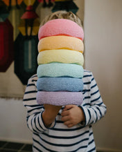 Afbeelding in Gallery-weergave laden, Little Botanic Label - Sensorische pittenzakjes 7 stuks - Pastel + super confetti
