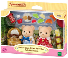 Afbeelding in Gallery-weergave laden, Sylvanian Families Biscuit Bear Sister &amp; Brother - Delicious Picnic - 5852
