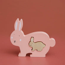 Afbeelding in Gallery-weergave laden, Trixie houten puzzeldier Mrs. Rabbit
