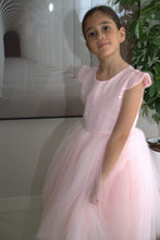Afbeelding in Gallery-weergave laden, Yuko B. prachtige jurk Fiona rose - maat 6-8 jaar/130 cm
