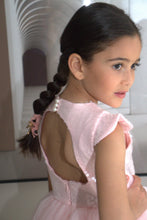 Afbeelding in Gallery-weergave laden, Yuko B. prachtige jurk Fiona rose - maat 6-8 jaar/130 cm
