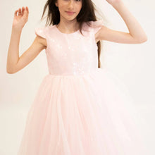 Afbeelding in Gallery-weergave laden, Yuko B. prachtige jurk Fiona rose - maat 6-8 jaar/130 cm
