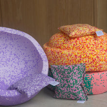 Afbeelding in Gallery-weergave laden, Little Botanic Label - Sensorisch pittenzakje Confetti los / Super Warm
