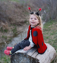 Afbeelding in Gallery-weergave laden, Great Pretenders Ladybug lieveheesbeestje cape, maat 2/3 jaar - 52952
