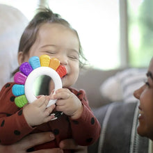 Afbeelding in Gallery-weergave laden, Baby Einstein Outstanding Opus Sensory Rattle Teether
