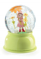 Djeco DD03404 Nachtlamp en sneeuwbol Klein Meisje
