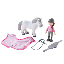 Afbeelding in Gallery-weergave laden, Haba Little Friends Amazone Sanya en paard Saphira - 306168
